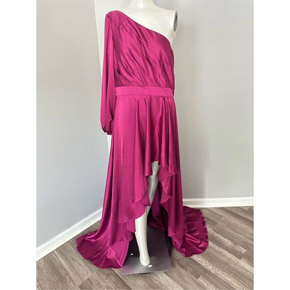 MAC DUGGAL HIGH LOW ONE SHOULDER FLOWY GOWN - Picture 5 of 10